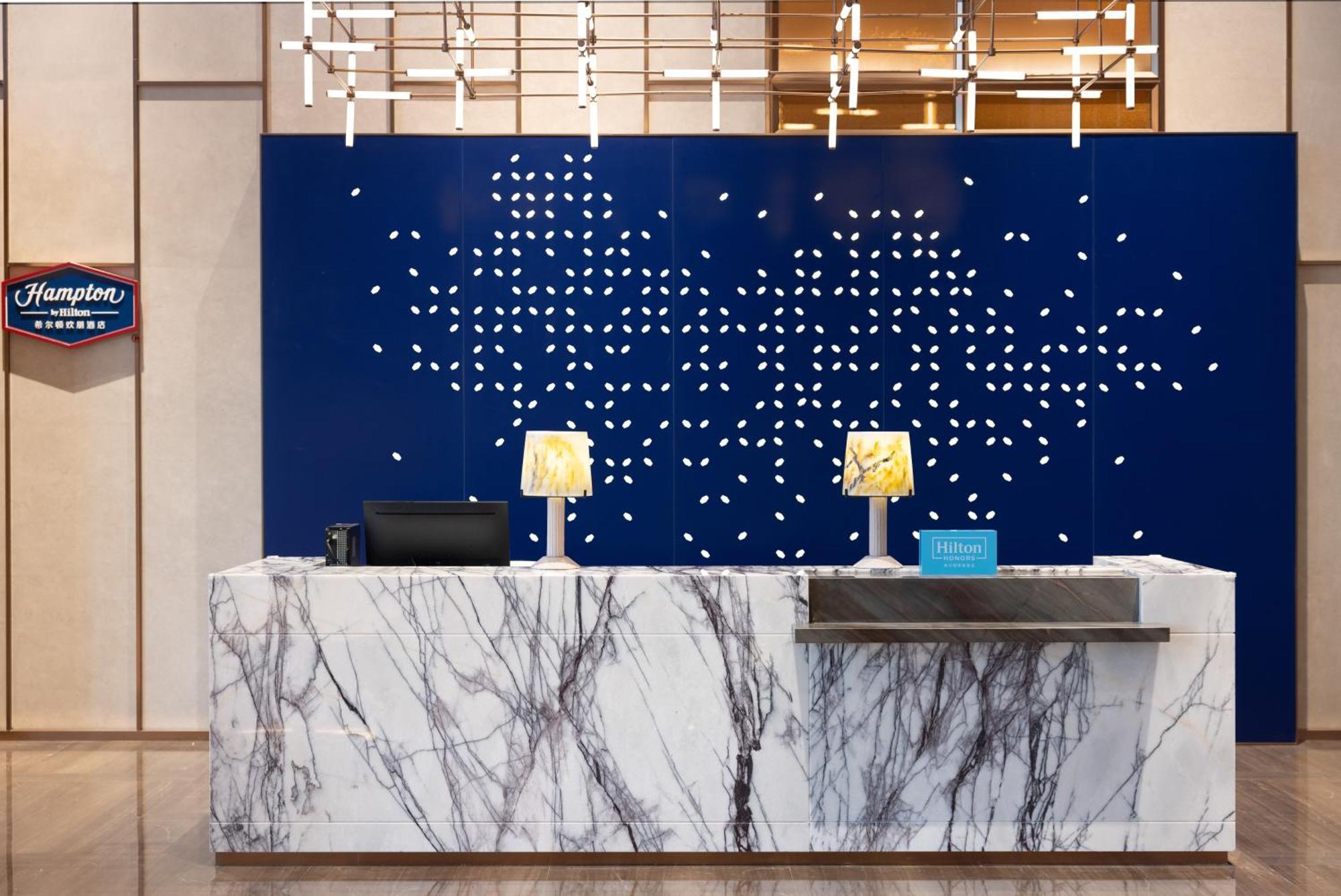 Hampton By Hilton Shenzhen Futian Huaqiangbei Hotel Buitenkant foto