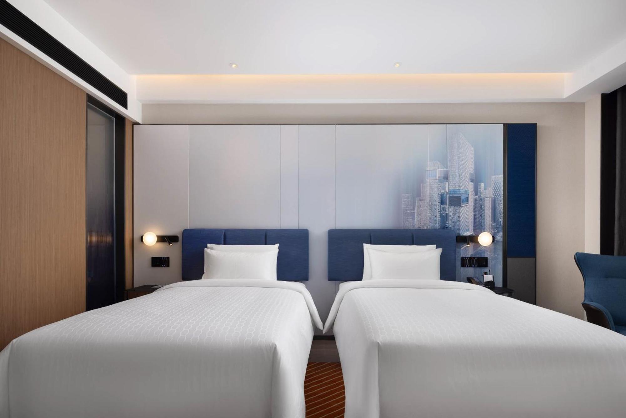Hampton By Hilton Shenzhen Futian Huaqiangbei Hotel Buitenkant foto